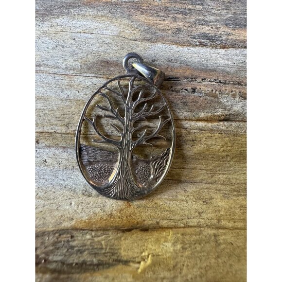 Sterling Silver Tree Of Life Pendant 2.72g - Picture 1 of 4